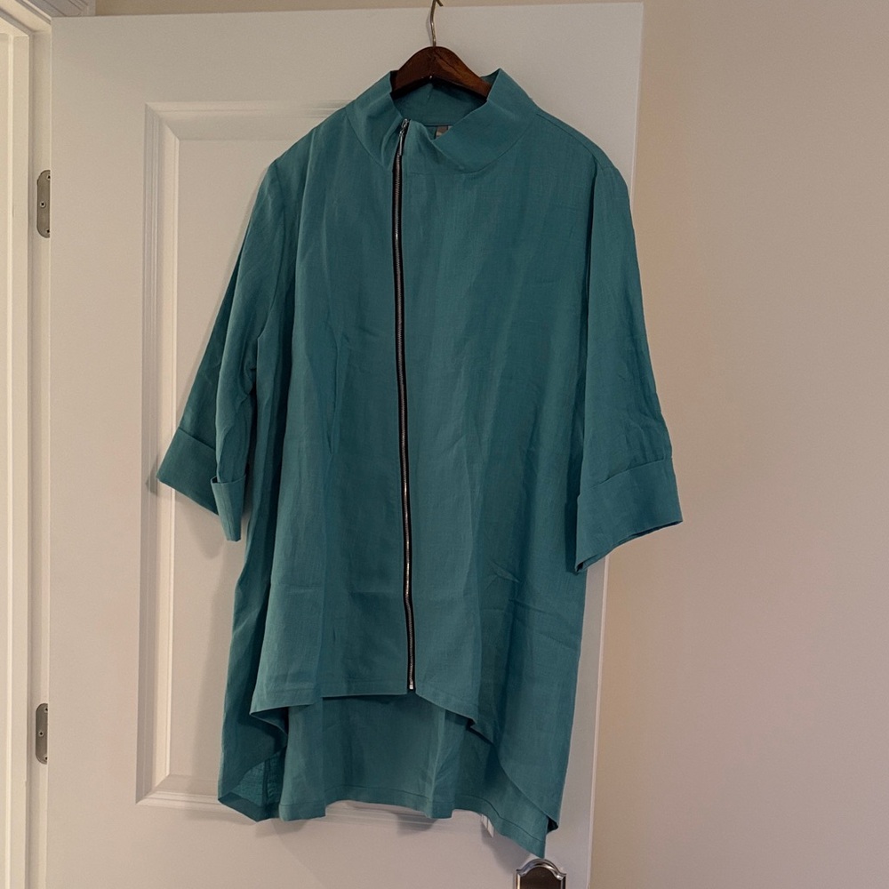 Comfy USA Teal Women's Crop Top with offset zipper